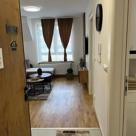 公寓 Divcinova Cerovac